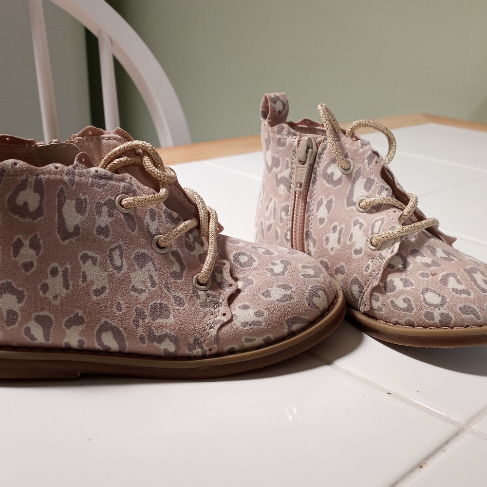 Baby Gap Leapord boots